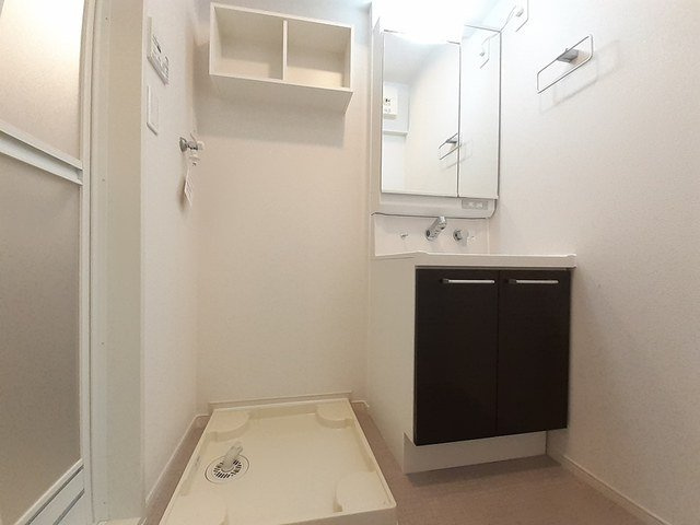 シャルマン昭和町の洗面所