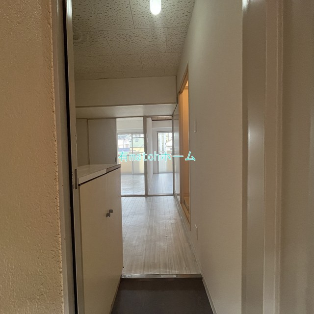 GM藤田町EASTの玄関