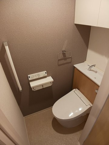 ベル・ウッド深大寺のトイレ|シンプルで使いやすいトイレです