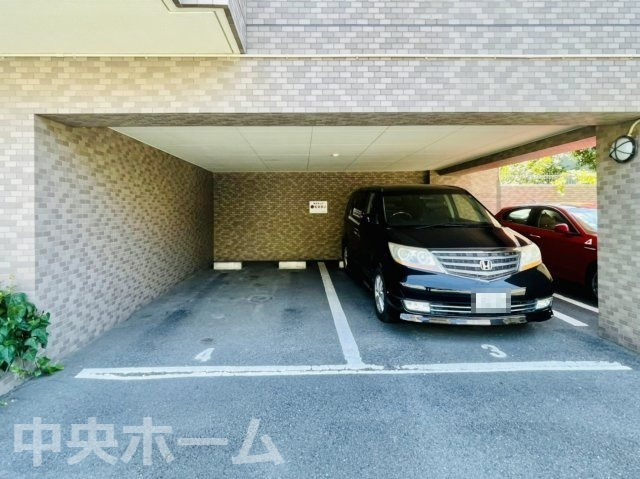 ライオンズマンション金町水元公園のその他共用部分|駐車場