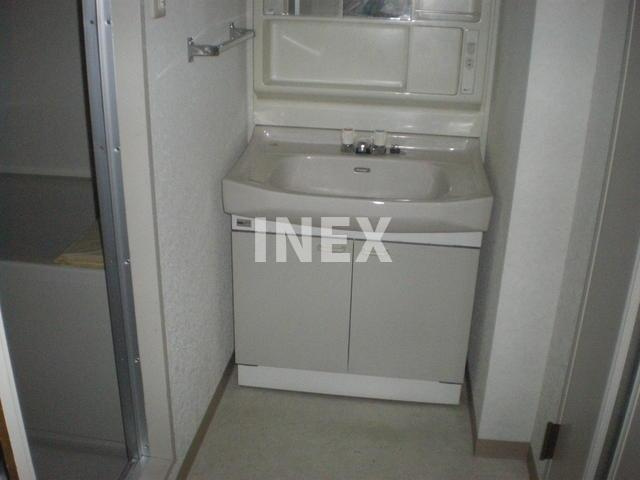 横浜市保土ケ谷区保土ケ谷町１丁目の賃貸マンションの洗面所