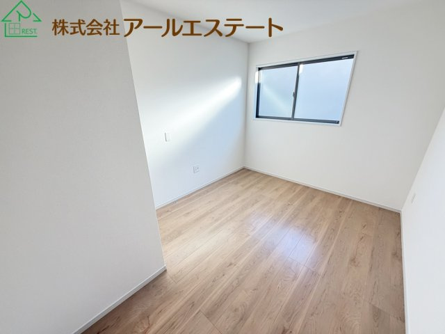 加古川市加古川町河原　　JR「加古川駅」徒歩13分の寝室