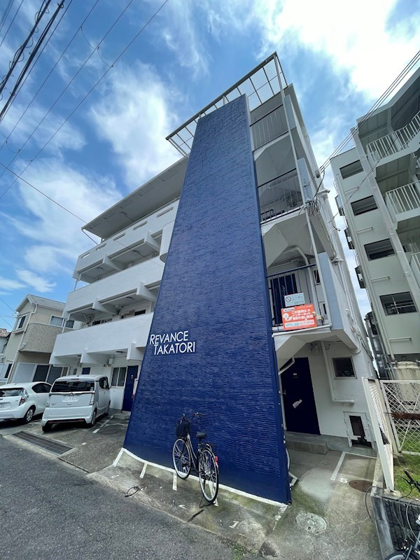 レバンス高取の外観