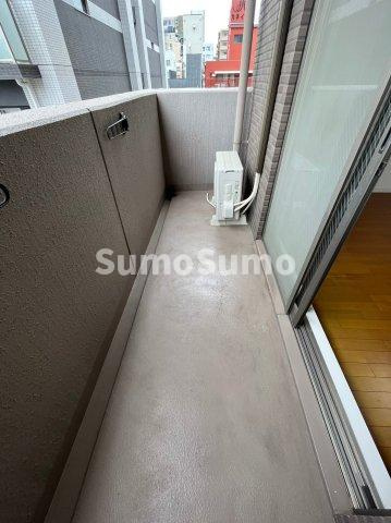 SWISS難波西のバルコニー