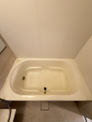 ショウエイ靭の浴室