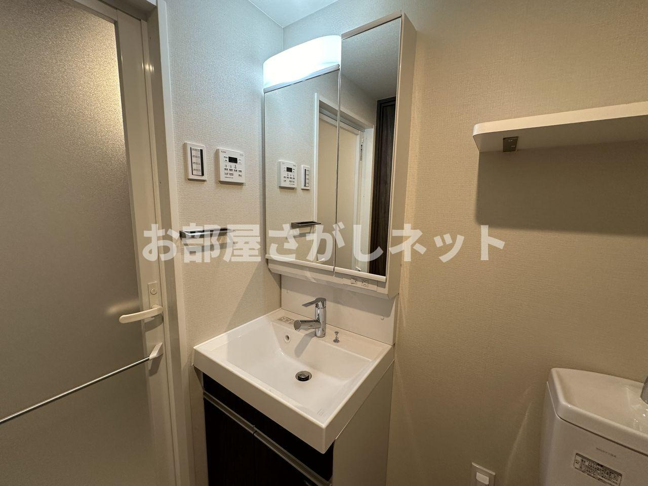 コンシェリア駒込 ＨＩＬＬＴＯＰ ＳＱＵＡＲＥの洗面所|同タイプ別住戸写真となります。現況と異なる場合がございます。