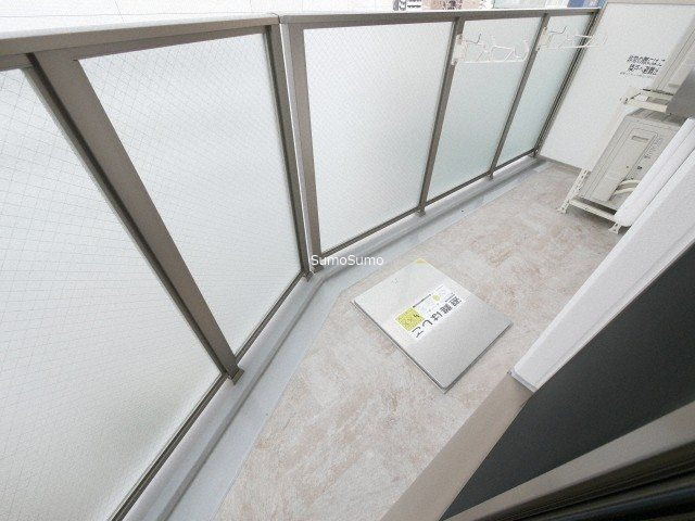 アーバネックス西本町のバルコニー