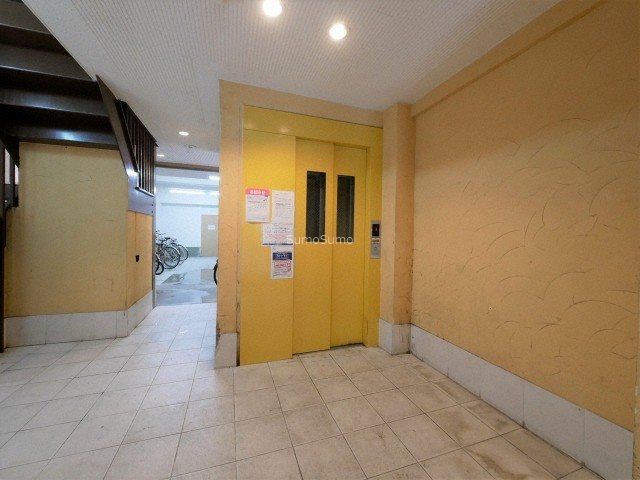 U-ro大国町のロビー