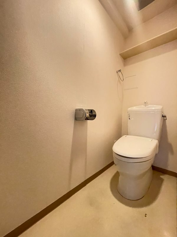 クオーレ三宮弐番館のトイレ