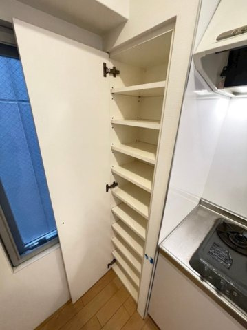 大手門フラットの収納