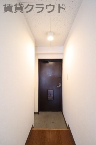 ノーブルナガシマの玄関|落ち着いた玄関です