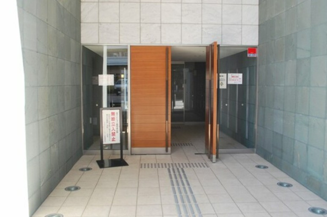 【エントランス】 | プラウドジェム市ヶ谷