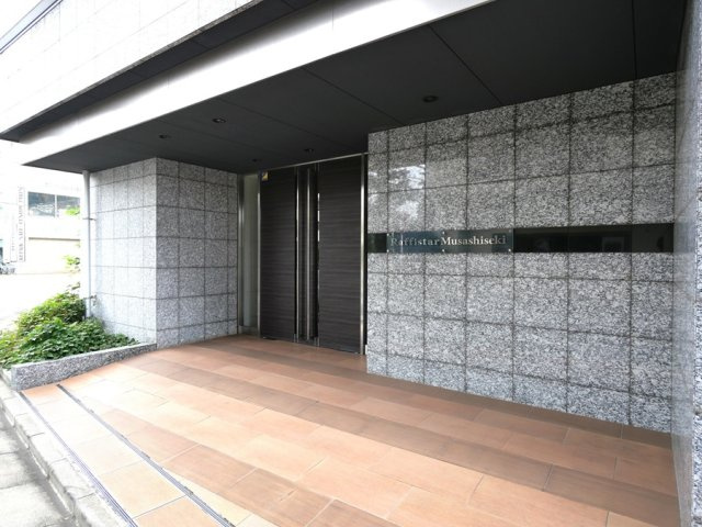 ラフィスタ武蔵関の外観|外観もきれいです