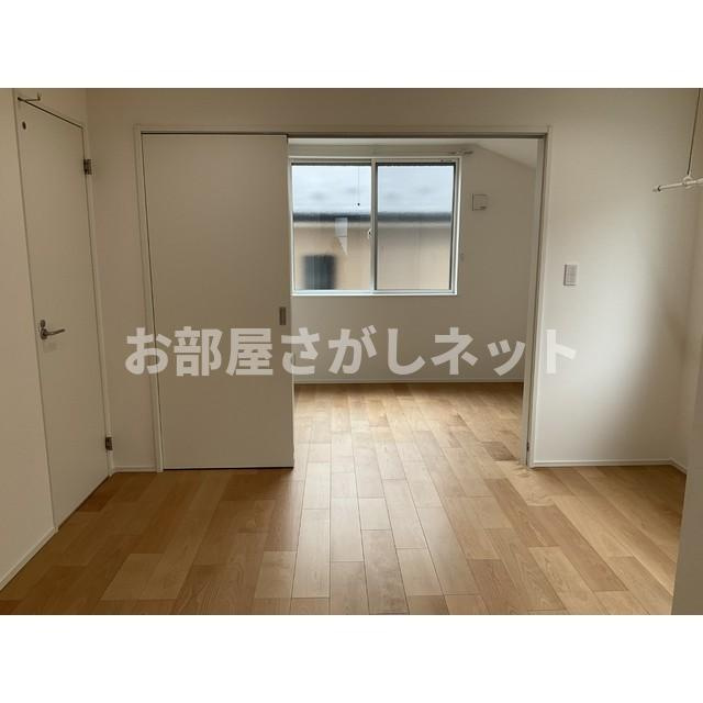 ヒルサイド西が丘【おとり物件なし】#学生・社会人にオススメ！初期費用分割払いOK！の居間・リビング