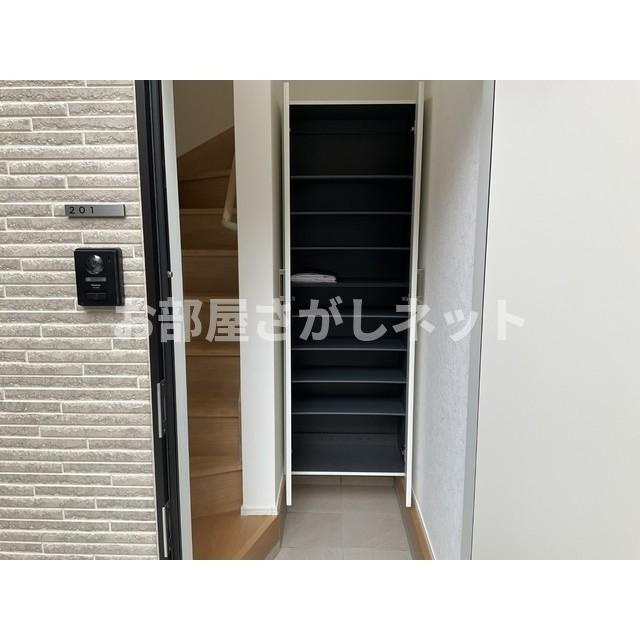 ヒルサイド西が丘【おとり物件なし】#学生・社会人にオススメ！初期費用分割払いOK！の玄関