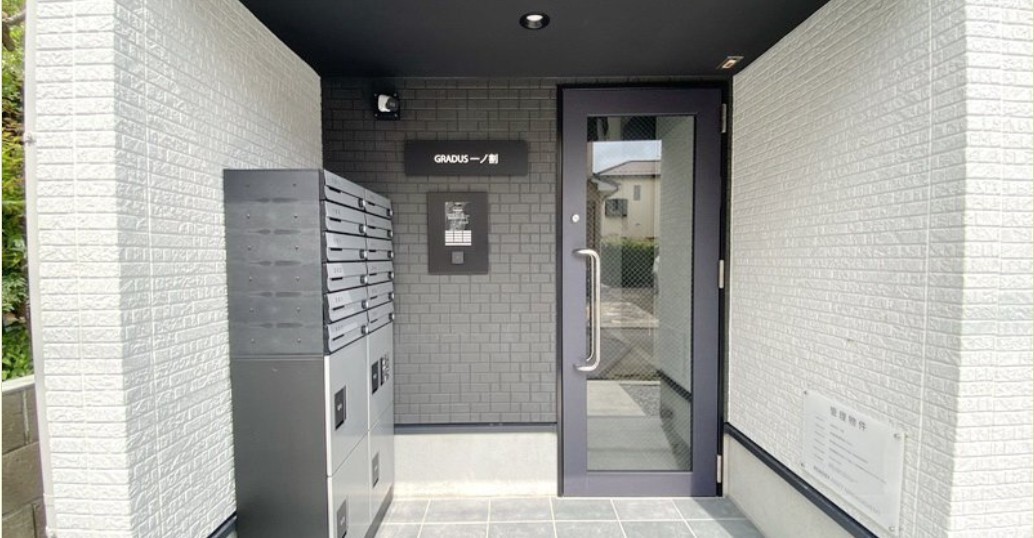GRADUS一ノ割のエントランス