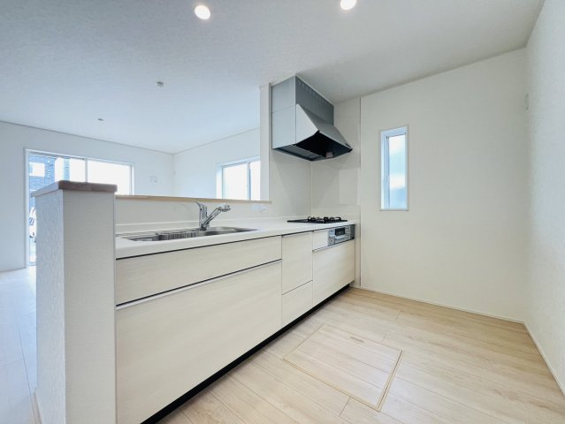 高浜市新明町6丁目5-30他『仲介手数料無料』新築一戸建て・建売のキッチン