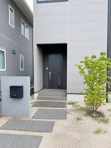 安芸区中野2丁目 No.3の玄関|玄関ポーチ☆