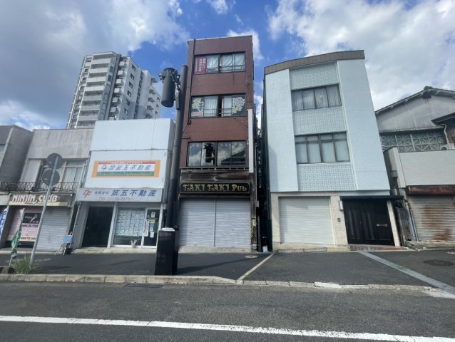 島地町ビルの外観