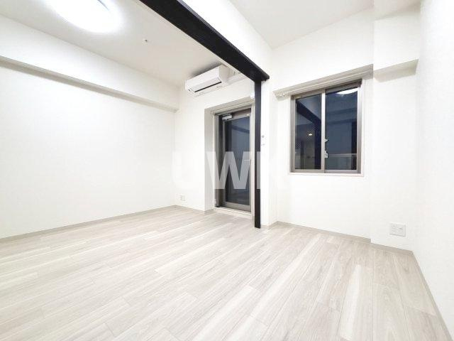 名古屋市中村区日吉町の賃貸マンションの居間・リビング