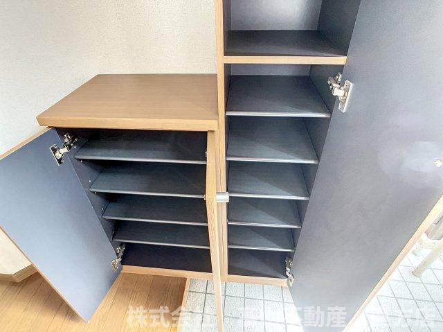 直方市大字山部のアパートの収納