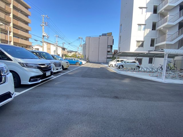 Creer RiviereⅢの駐車場|☆神戸市垂水区　クリアリビエールⅢ☆
☆神戸市垂水区　クレルリヴィエールⅢ☆