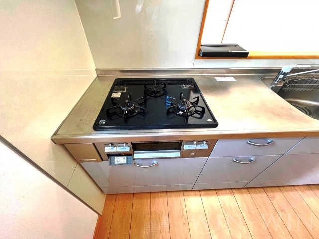 LIFE・UENOのキッチン|イメージ（同建物内別部屋の写真です）
