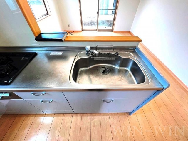 LIFE・UENOのキッチン|イメージ（同建物内別部屋の写真です）