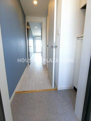 スカイ・シーフロント塩屋の玄関