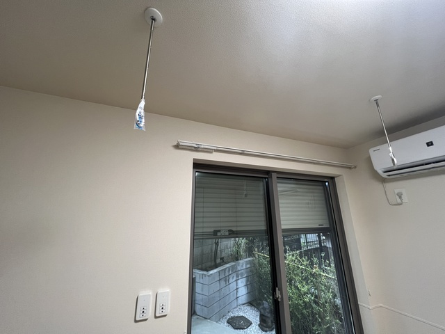 アイコニックエビスマルラニの設備|★電動シャッター　室内物干しフック★