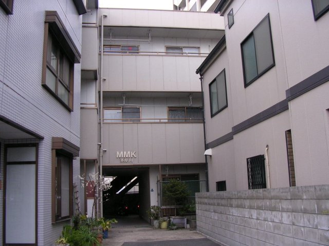 ＭＭＫ多摩川の外観|正面左側の最上階角部屋です。