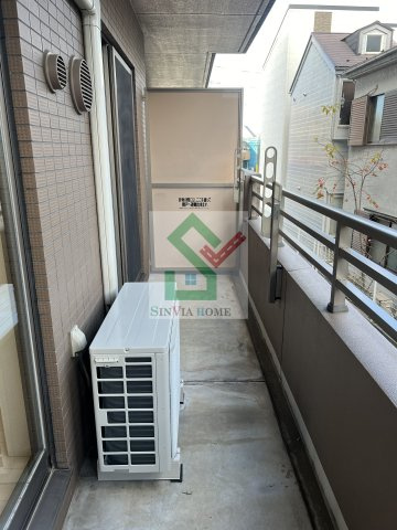 コンフォート栗原のバルコニー