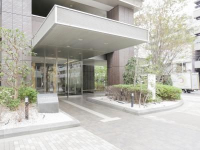 リエトコート　アルクスタワーのエントランス