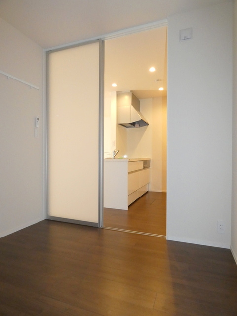 カントベールの居間・リビング|★キレイなフローリングのお部屋です★