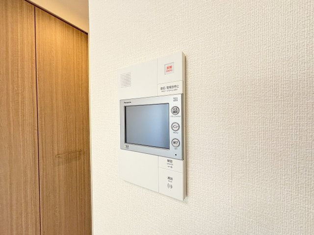 プレサンス西中島南方セレストのセキュリティ