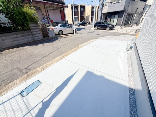 西東京市栄町5期のその他|駐車スペースも確保された、明るく開放感のある住まい♪