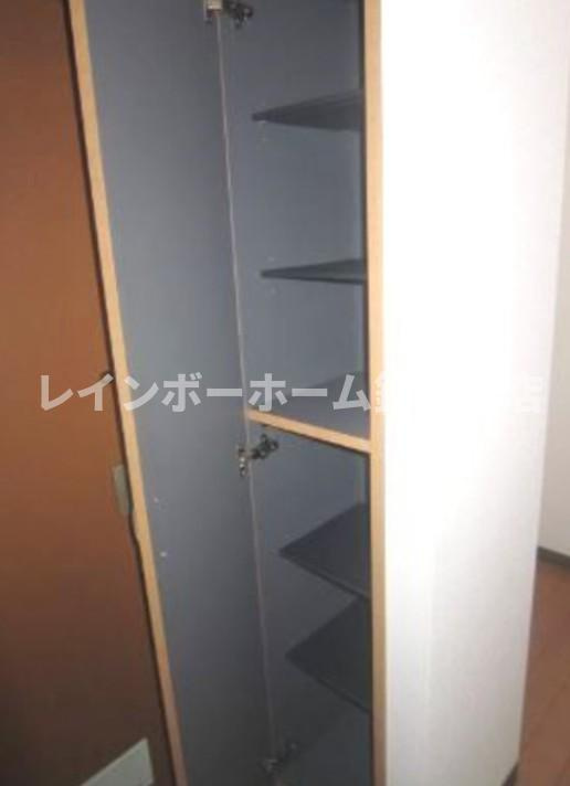 シモンズⅡの玄関