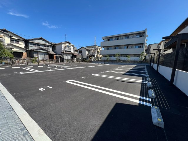 パークサイドファームの駐車場