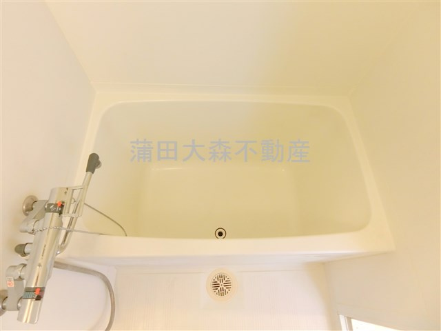コンフォリア大森トロワの浴室