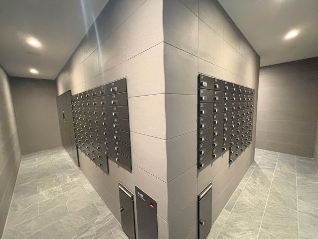 プレサンス西中島南方セレストのその他