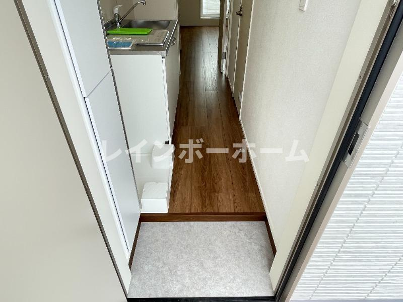 R-FIFTEENの玄関