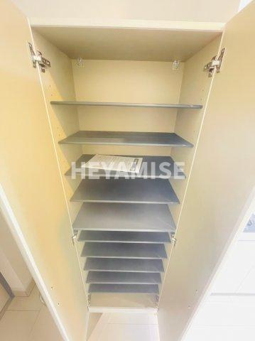 シーフロントの玄関|※同間取りの別の階のお部屋の写真です※