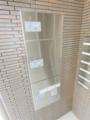 カーサ・カフーDのその他共用部分|宅配BOX