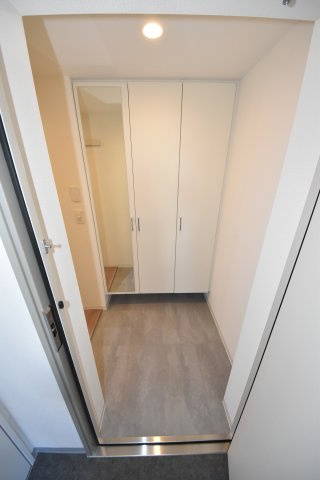 アーバネックス西本町の玄関