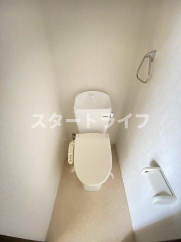 大阪市淀川区木川東２丁目の賃貸マンションのトイレ