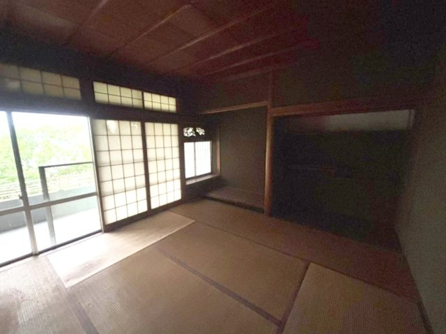 森北町7丁目の和室