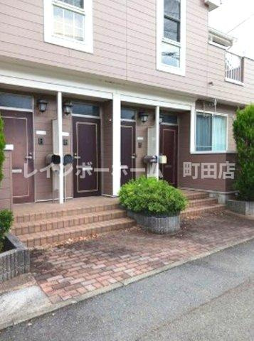 フルール3※初期費用分割あと払いサービス利用可能物件のエントランス