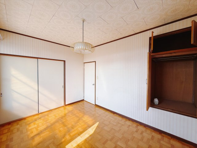 【中古戸建】安中市安中1丁目の洋室|■2階洋室｜子供部屋のメリットは「自立心を養うことができる」「自分で整理整頓できるようになる」そして、お子様が成長した際には「プライバシーを確保できる」といい事だらけ♪
