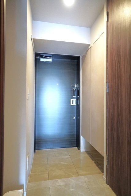 ルフォンプログレ西大井プレミアの玄関