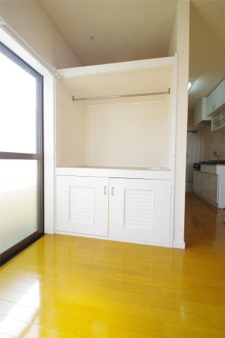 ロフティ新町の収納